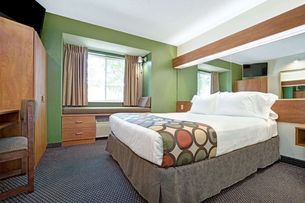 Microtel Inn Suites By Wyndham Inver Grove Heights Minneap 11/50