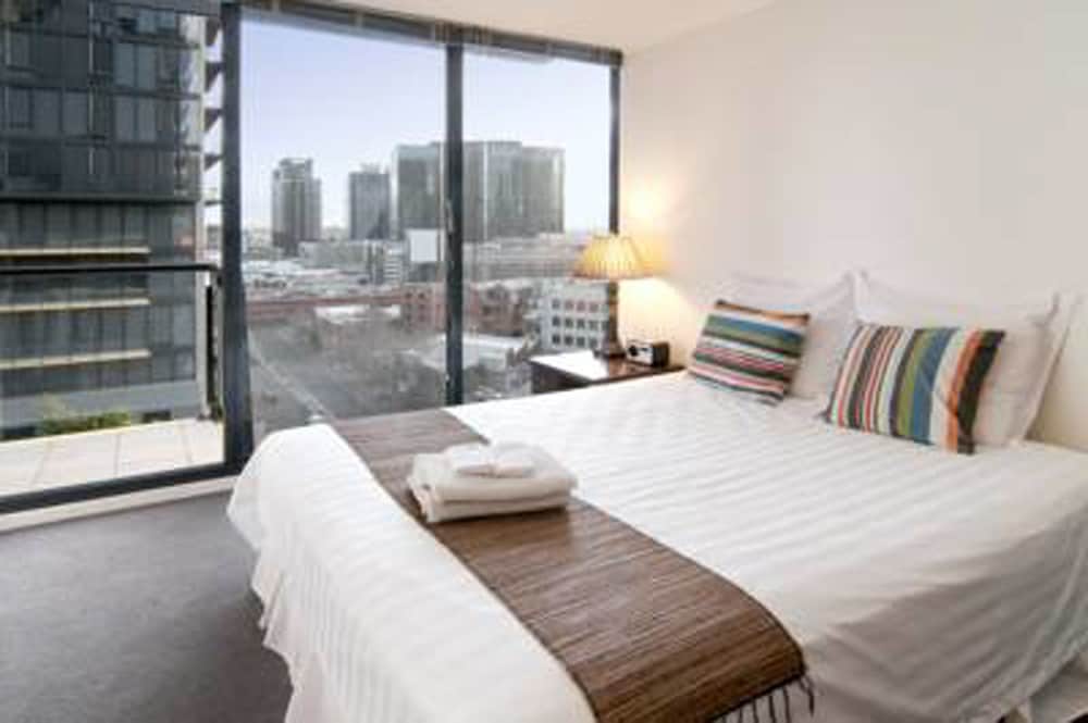 Nook Melbourne 173 City Road 25/71