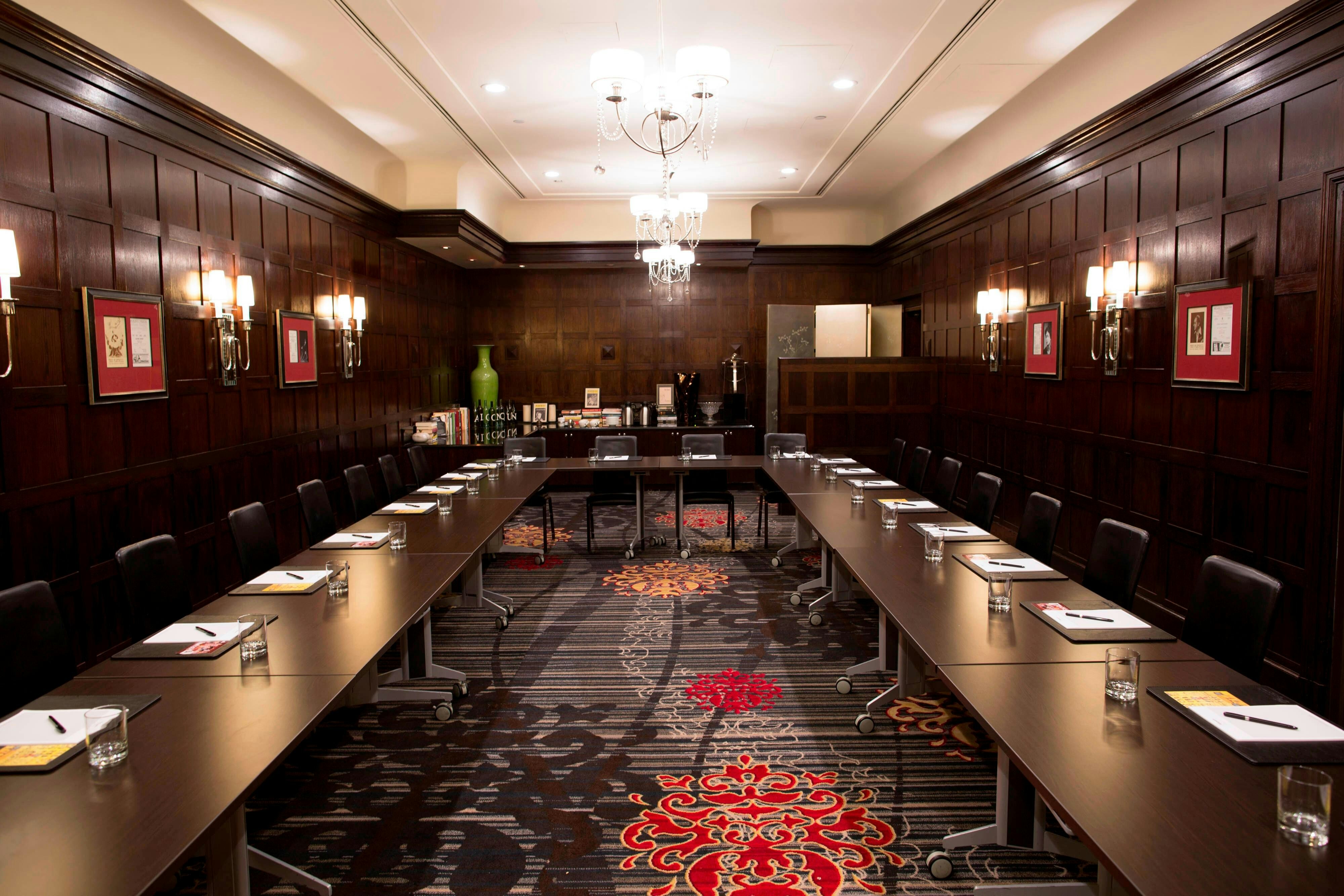The Algonquin Hotel Times Square 13/13