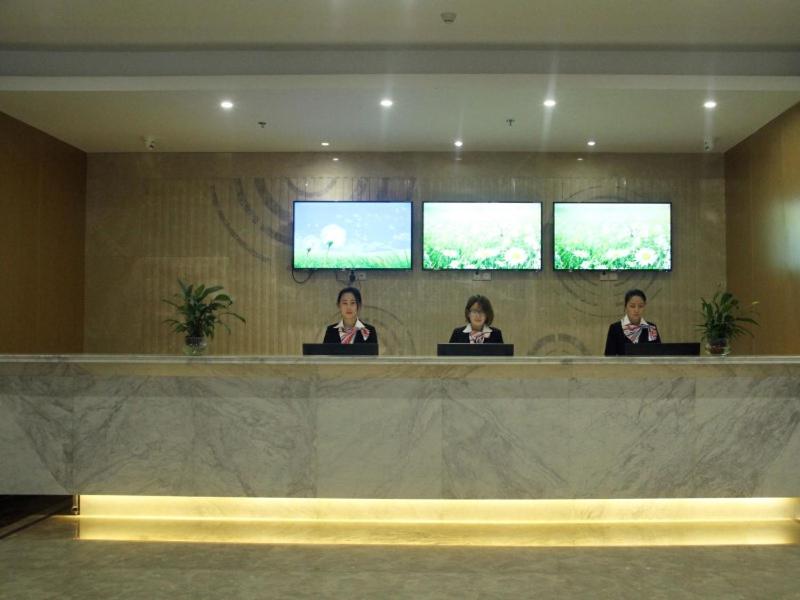 Lobby at GreenTree Inn Lvliang Xiaoyi City Fuqian Street Hotel, LVLIANG
