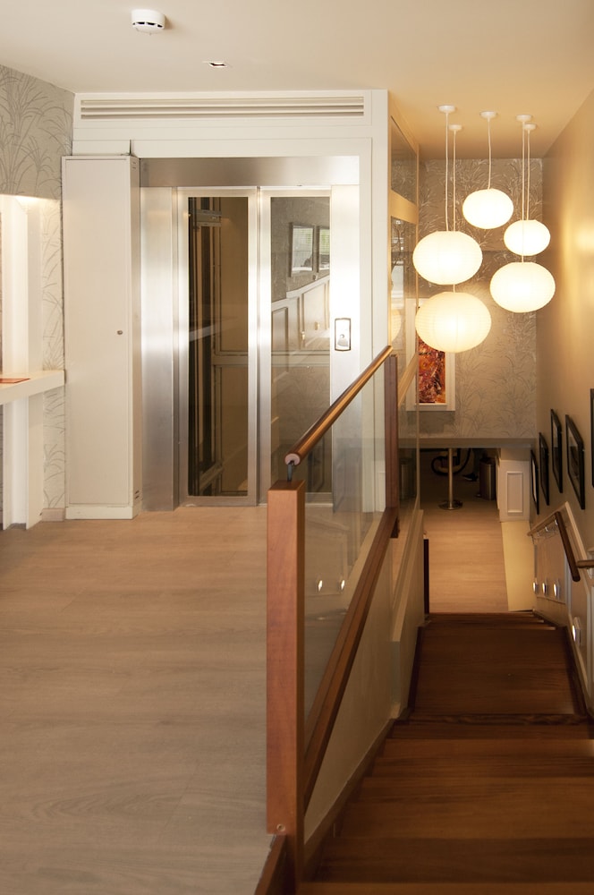 Serennia Exclusive Rooms 8/58