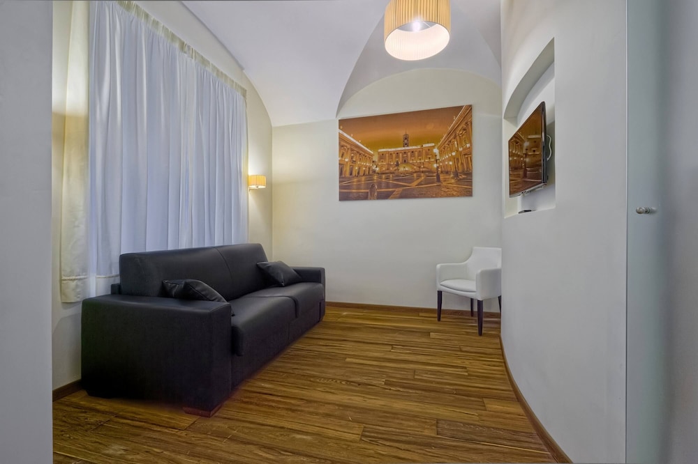 Star Vatican Rooms 40/58