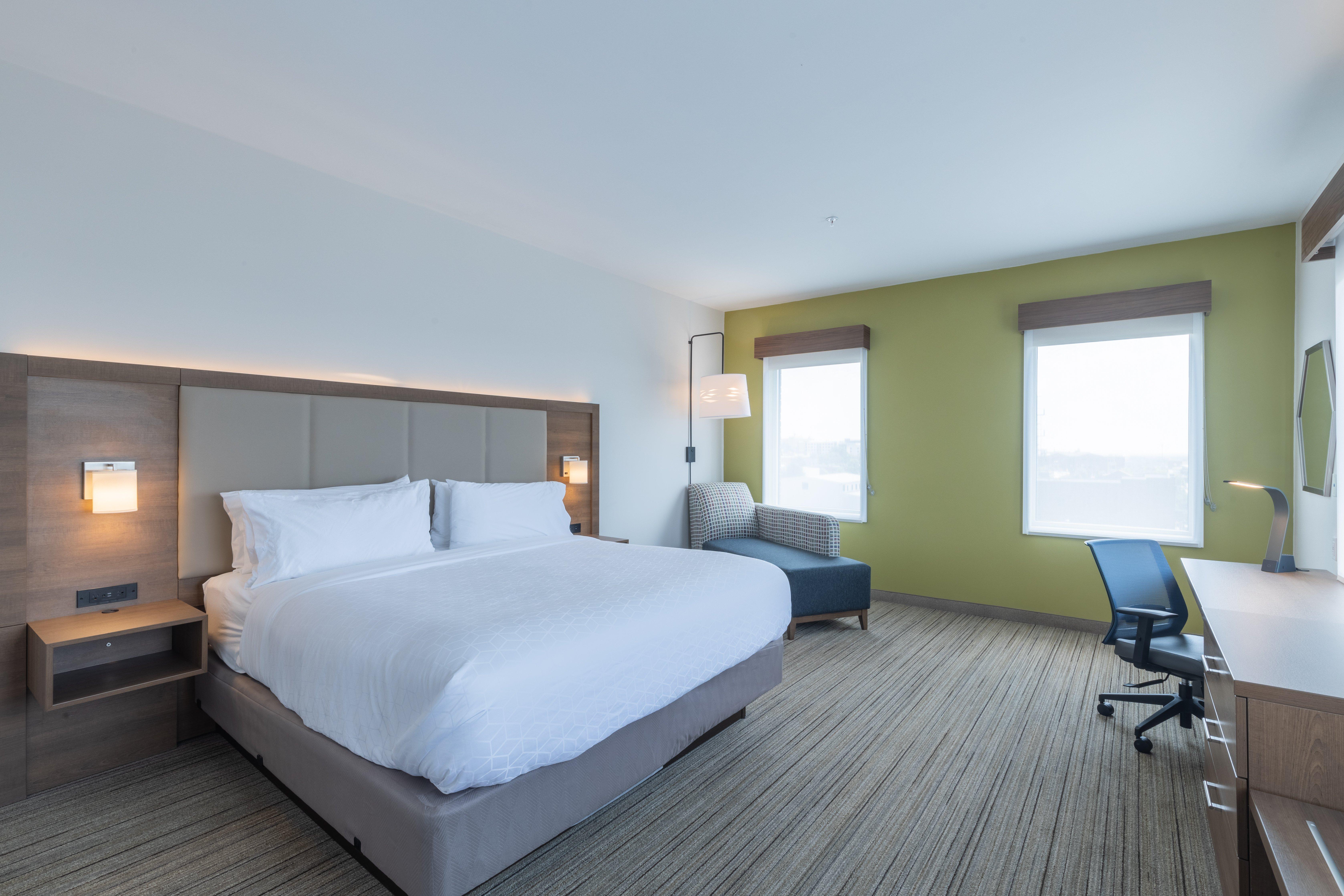Room, King Bed