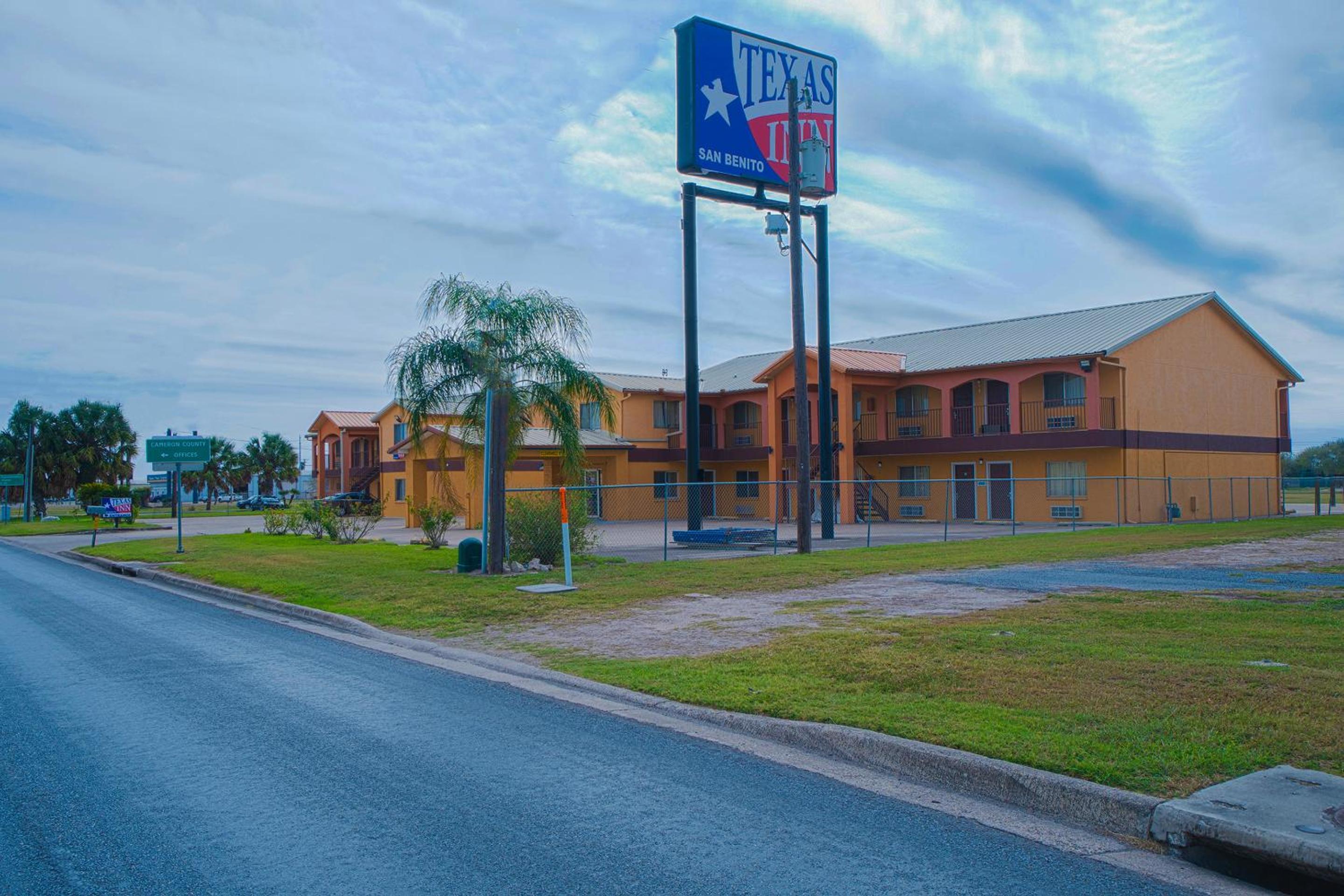 Executive Inn and Suites 43/50