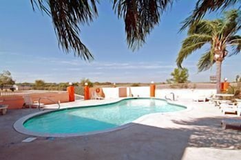 Texas Inn & Suites Raymondville 11/55