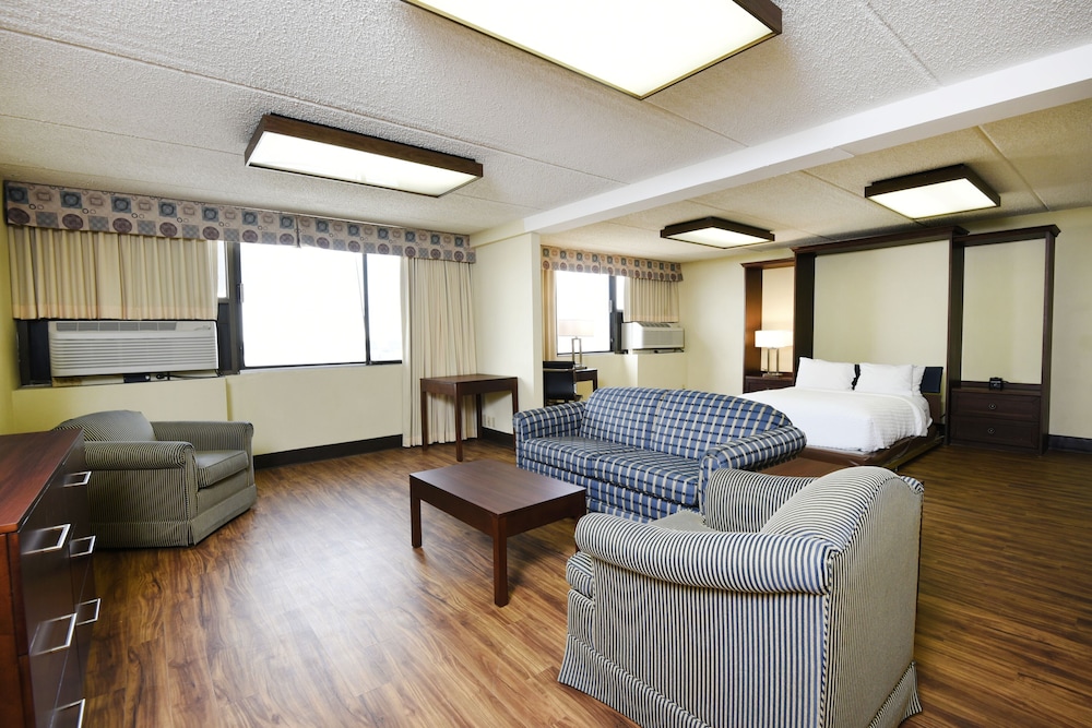 Ashore Resort & Beach Club 45/76