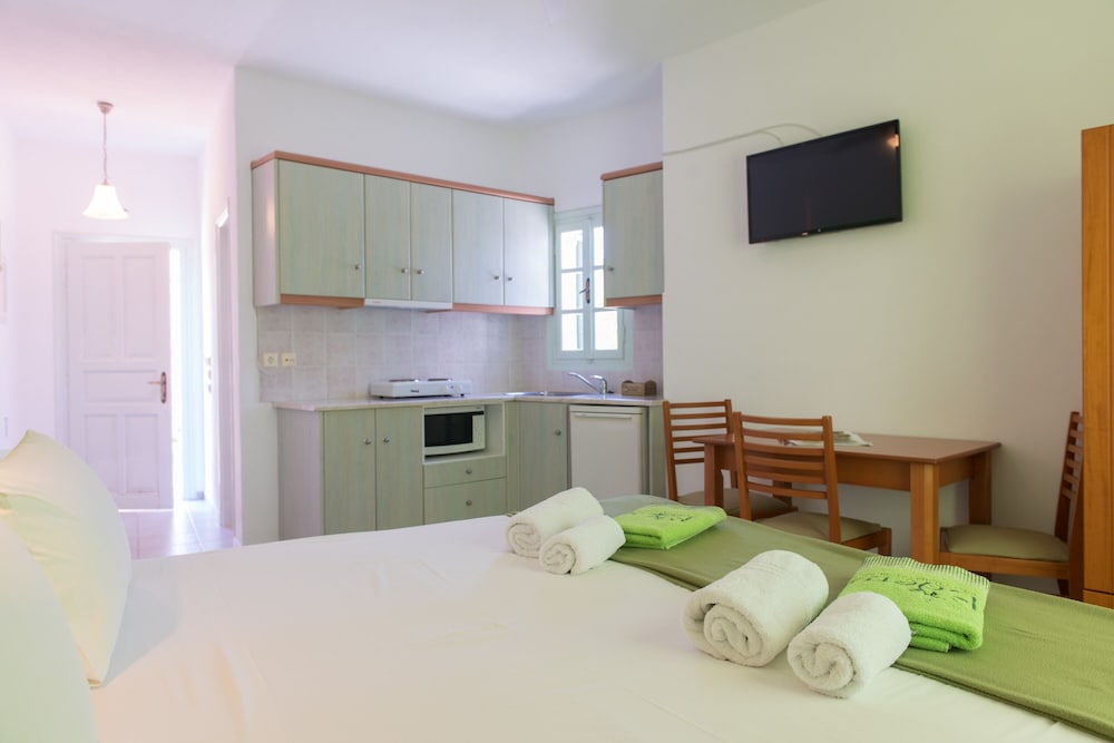 Edem Hotel Apartments 33/72