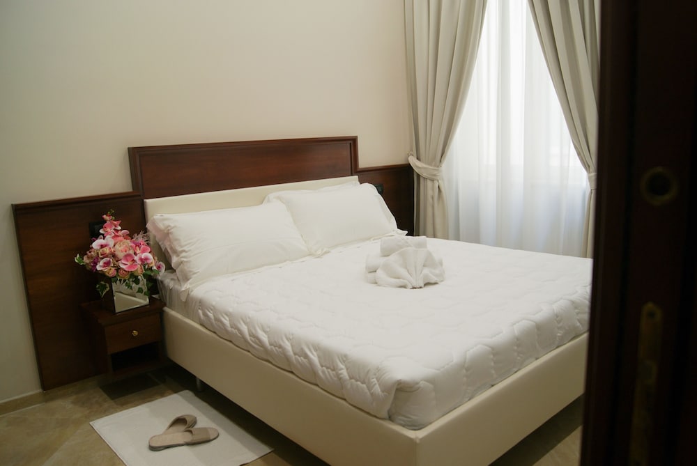 Hotel Esposizione Roma 9/23