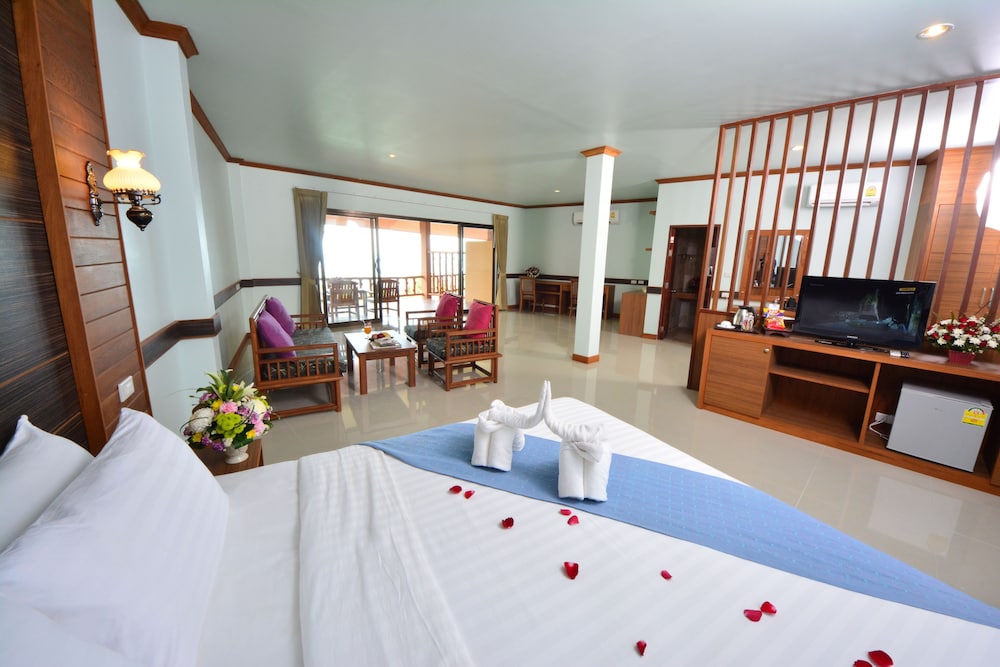 Haad Yao Bayview Resort And Spa 8/66