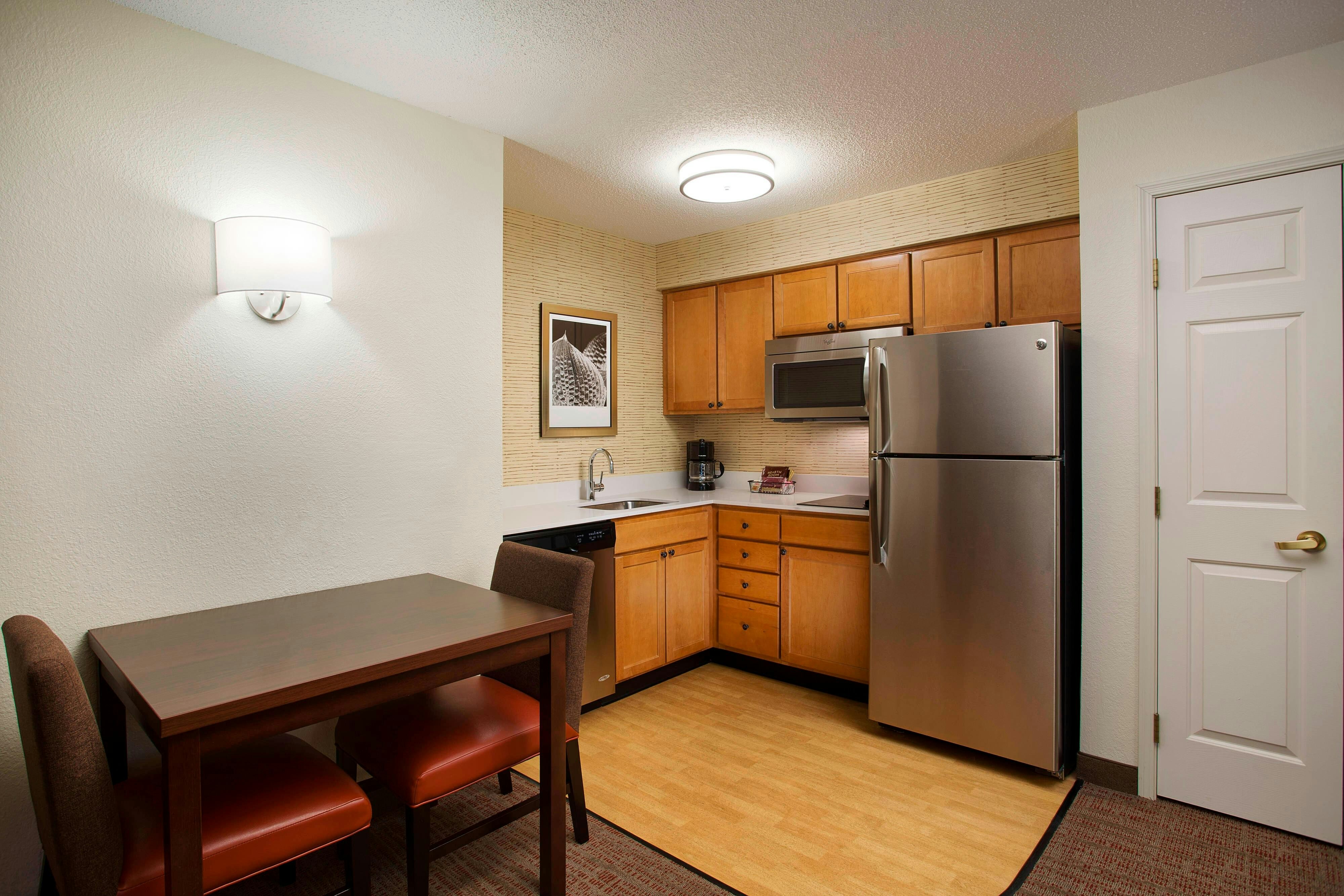 Residence Inn Detroit Novi 14/22