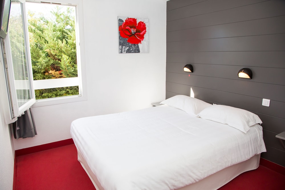 Brit Hotel Albi 8/49