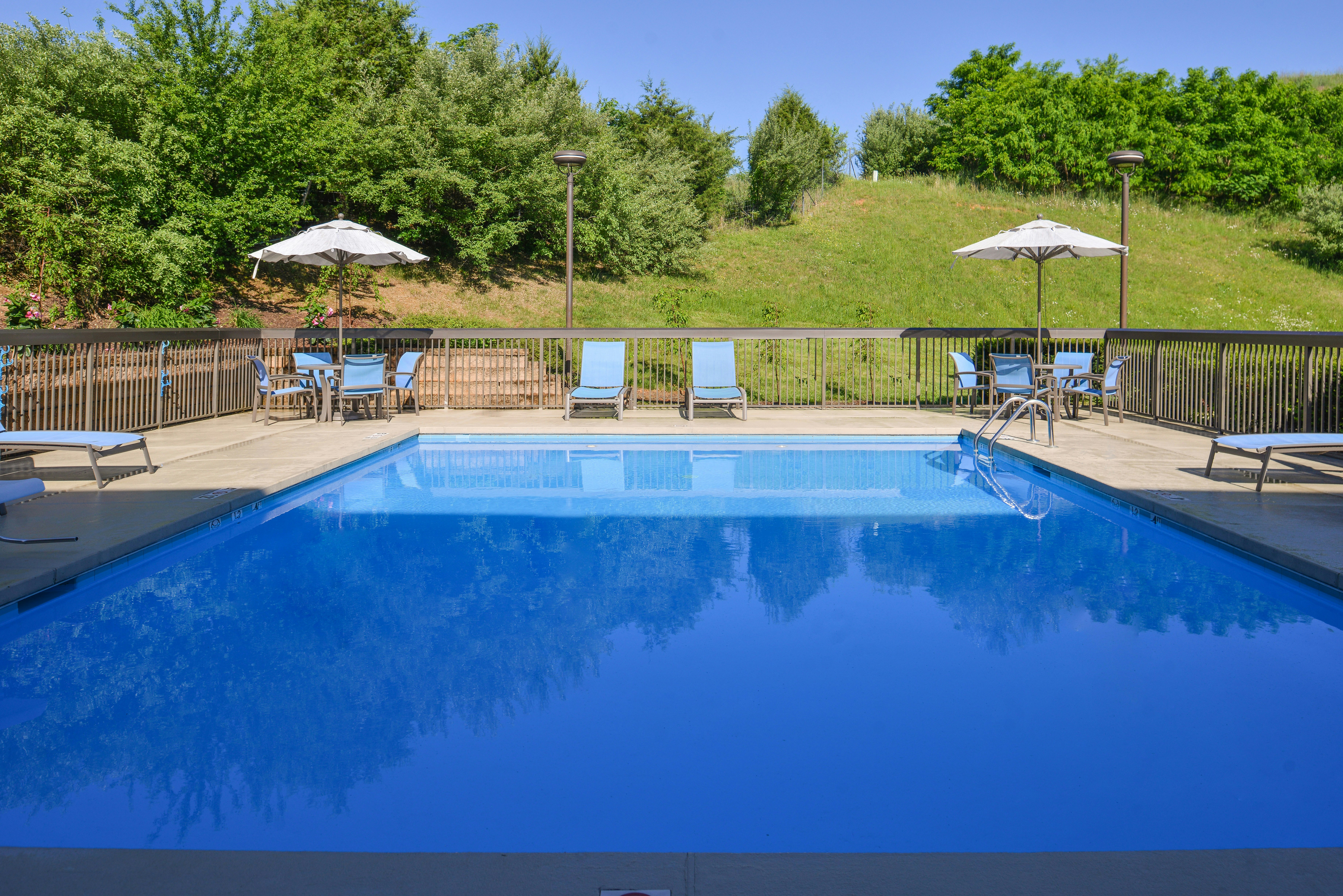 Hampton Inn Staunton 33/57