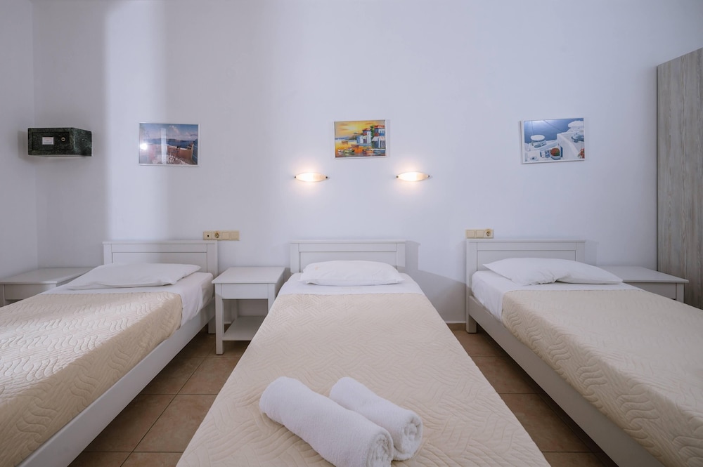 Dionysos Apartments And Studios 19/61