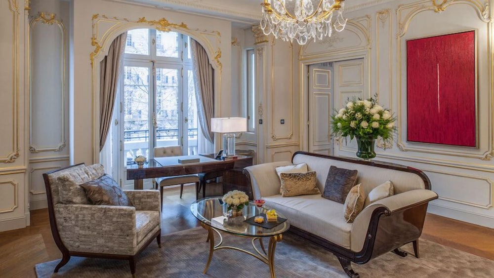 The Peninsula Paris 37/56