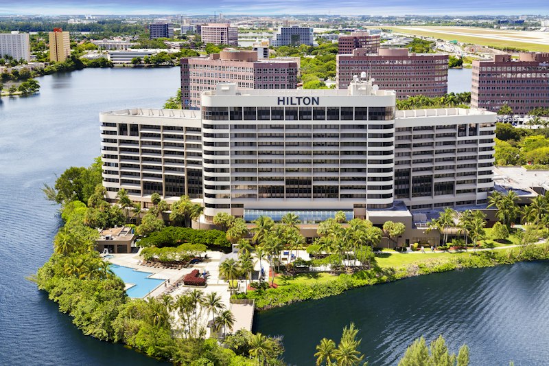 Hilton Miami Airport Blue Lagoon 74/77