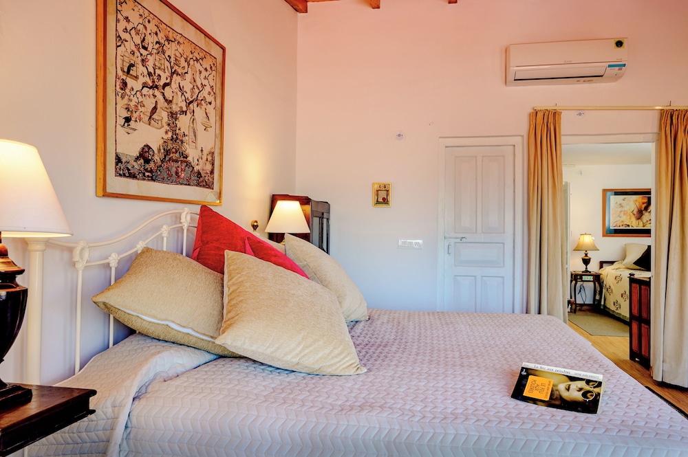 Neemrana's - Ramgarh Bungalows 32/60