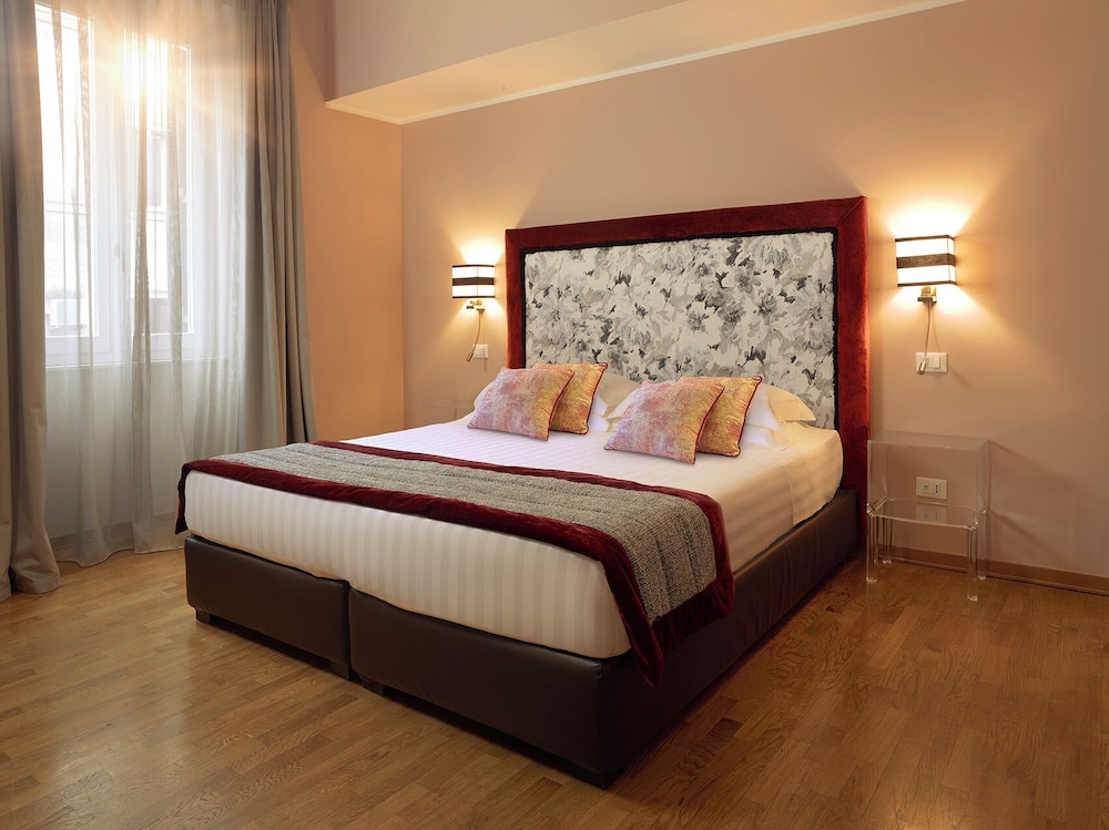 1 BEDROOM, APARTMENT