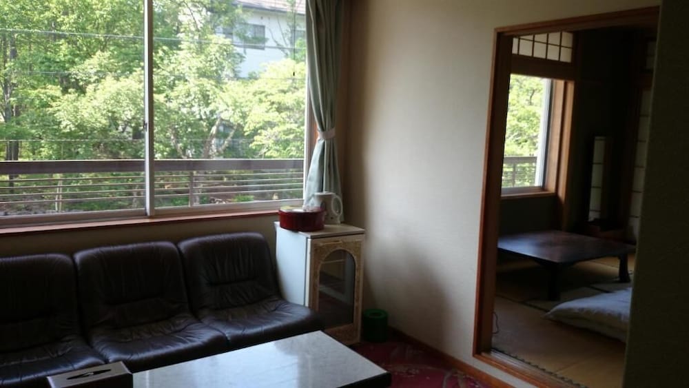 Alpine Route Hotel 32/40