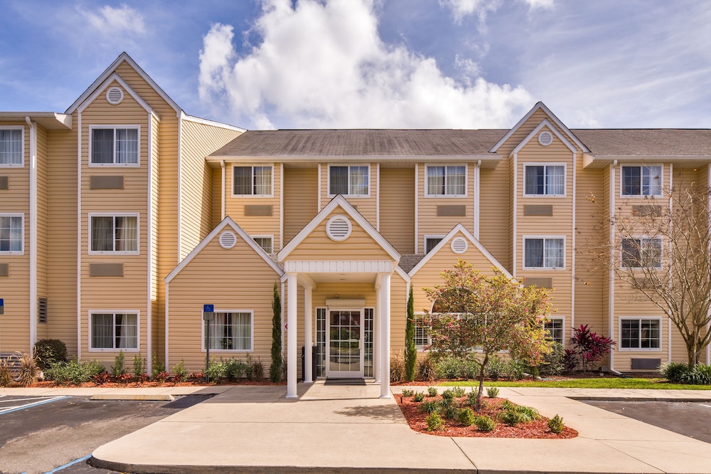 Microtel Inn & Suites by Wyndham Leesburg/Mt Dora 31/38