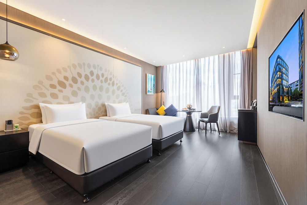Cachet Boutique Kunming Artime 14/50