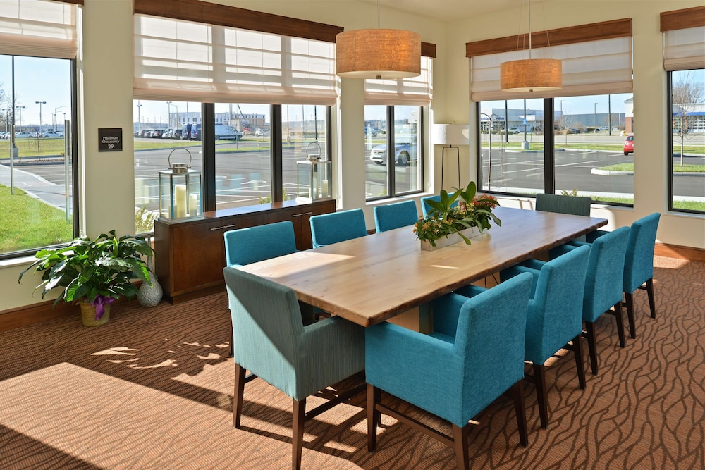 Hilton Garden Inn Cincinnati/West Chester 60/81