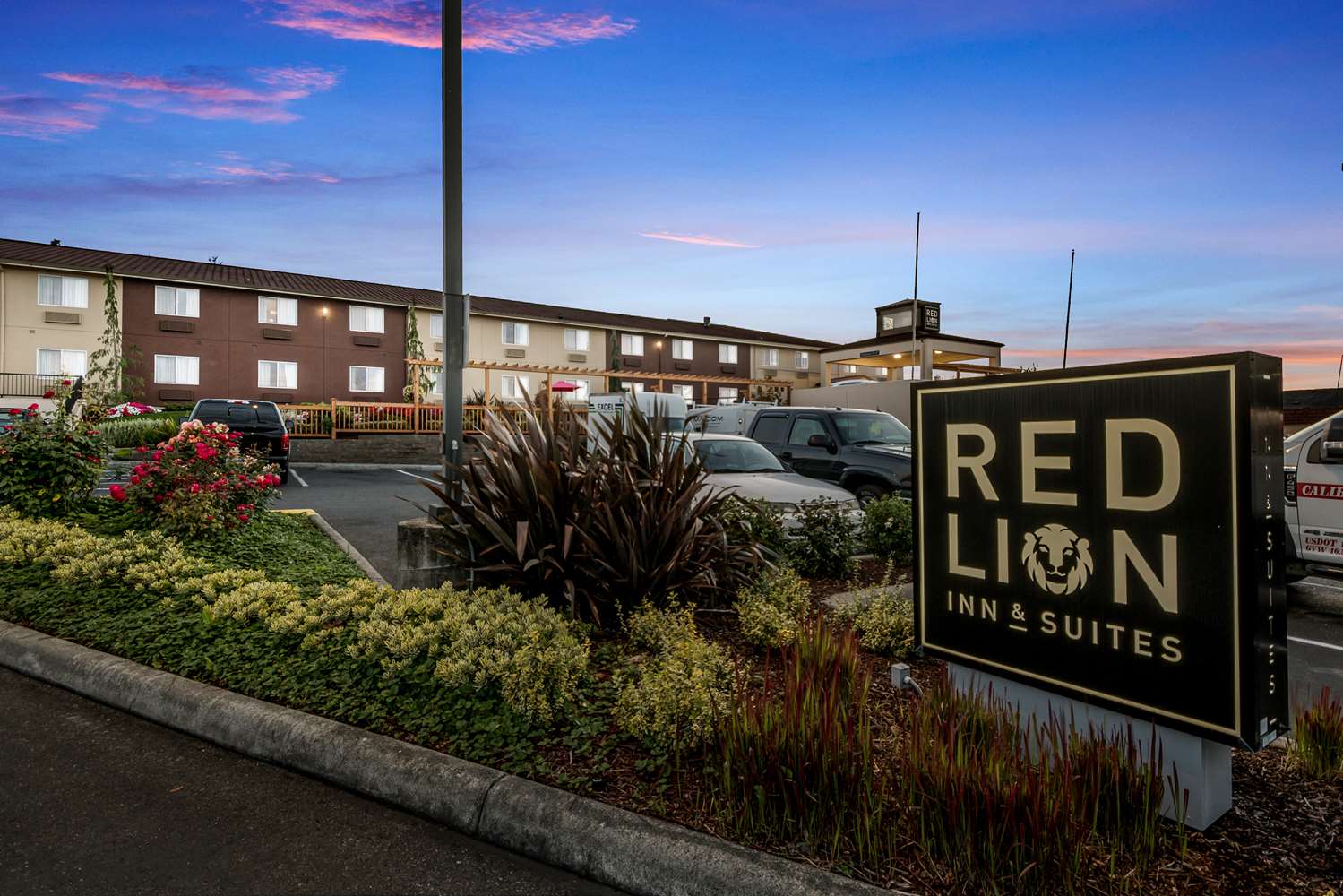 Red Lion Inn & Suites Sequim 21/22