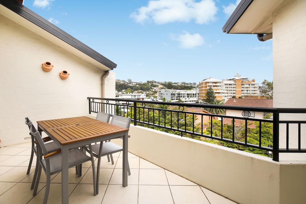 Terrigal Sails Serviced Apartments 55/63