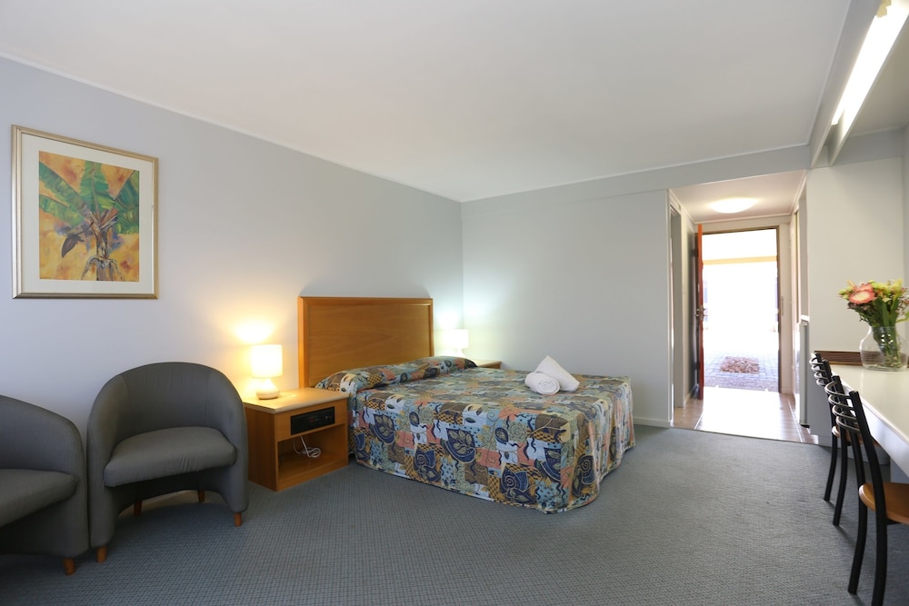 Reef Resort Motel 22/36