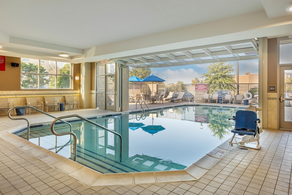 Drury Plaza Hotel Columbia East 22/50