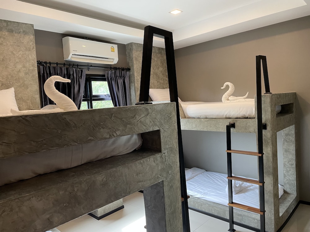 Hideaway Resort 21/32