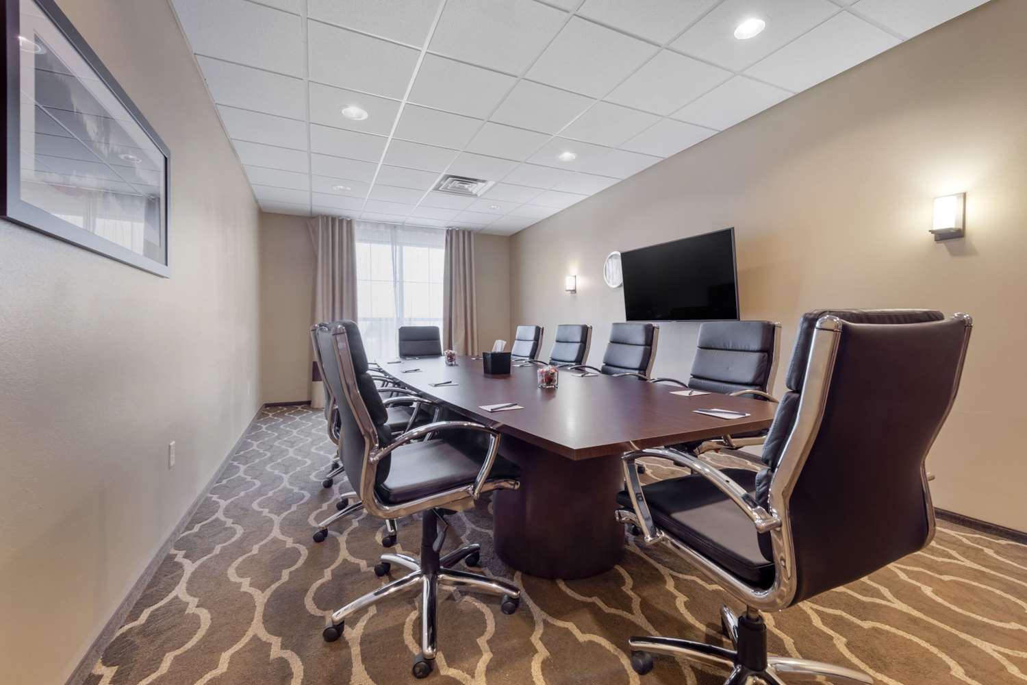 Comfort Suites & Conference Center Worthington MN 32/38