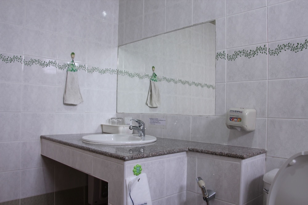 Chayada Garden House And Resort Hotel 49/50