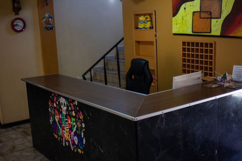 OYO Hotel Colon, Plaza Bicentenario, Zacatecas Centro 8/48