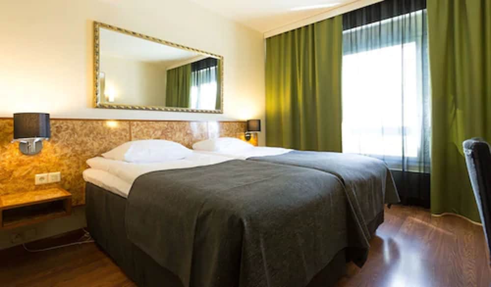 غرفة قياسية بسرير كوين، Hotel Verso 2/4