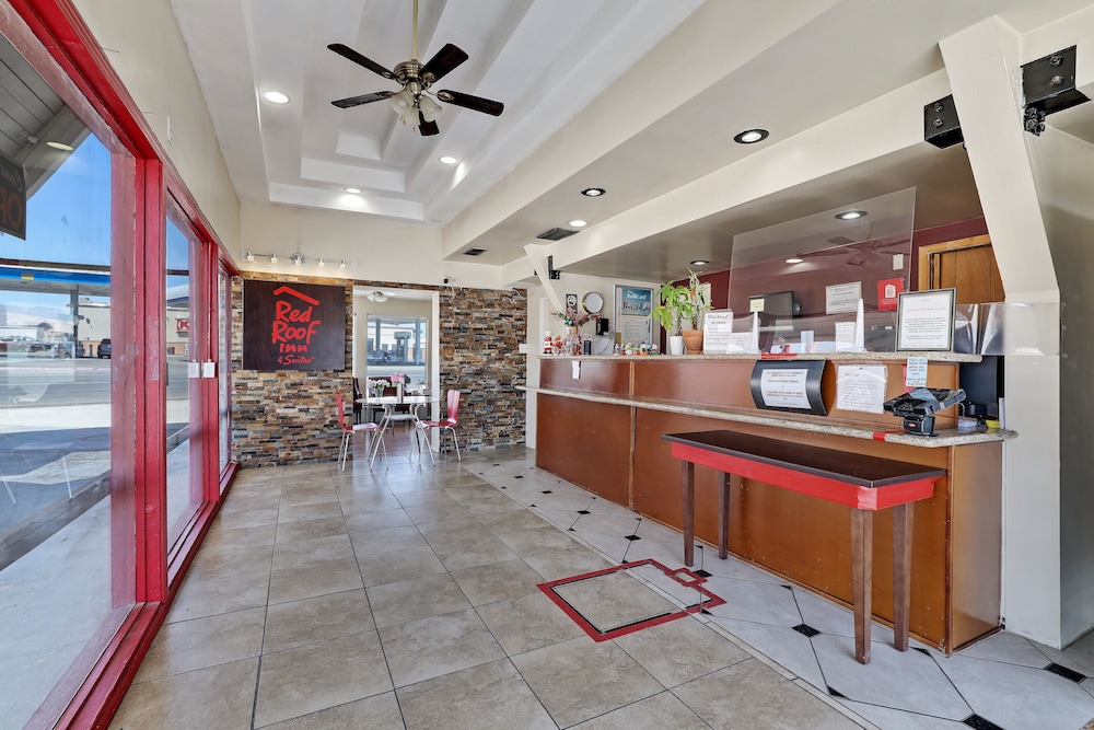Red Roof Inn Needles 9/45
