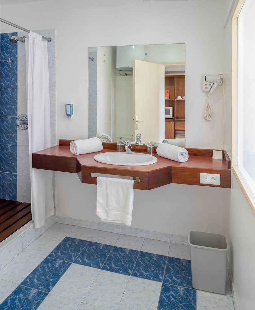 NOUVATA HOTEL 27/62