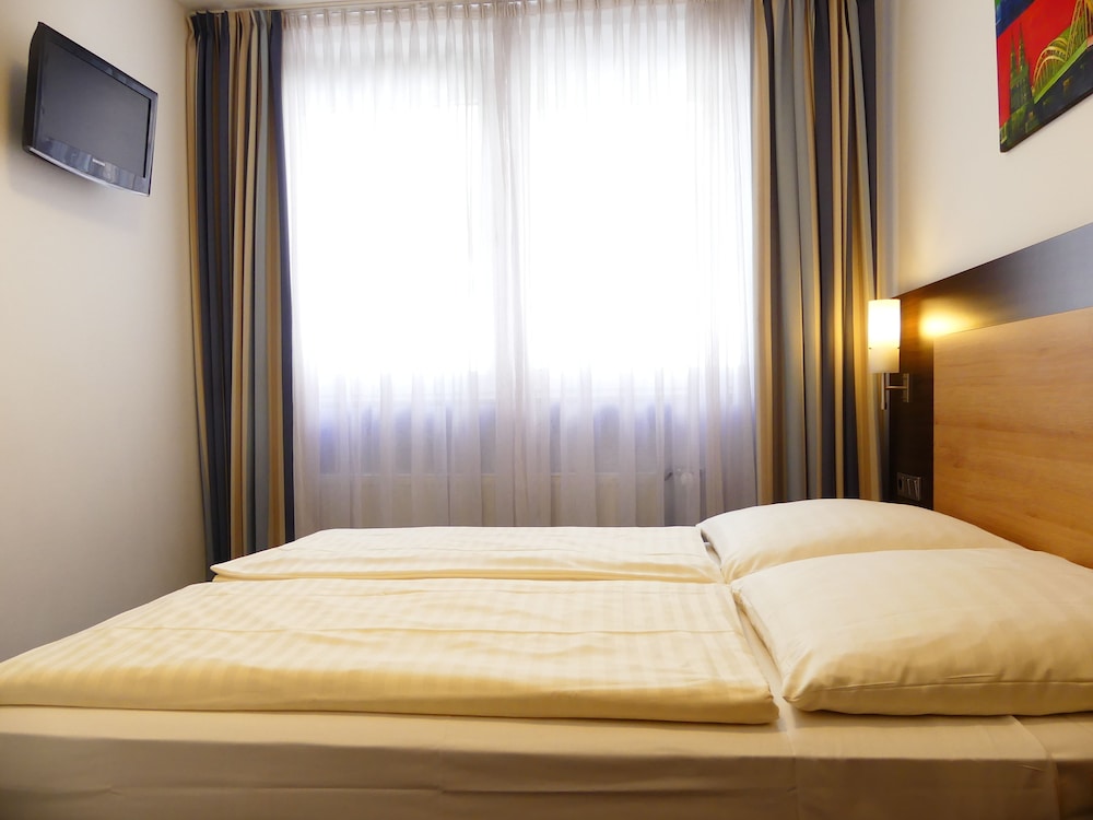 Callas Hotel Am Dom 23/45