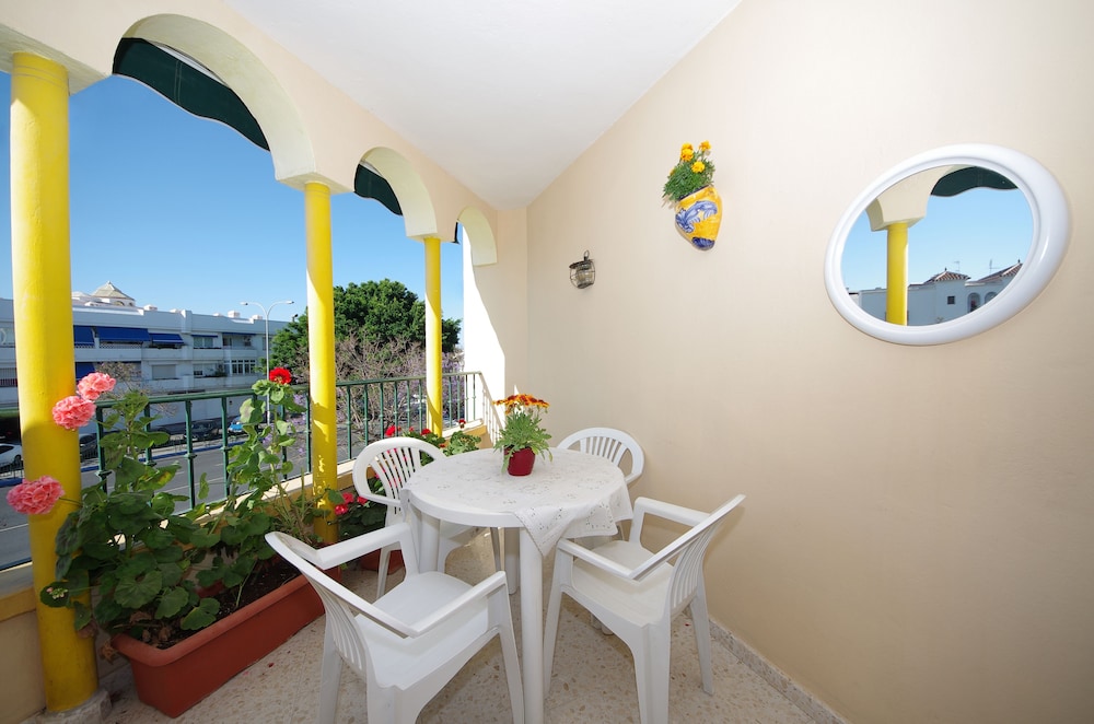Hostal Azahara 55/70
