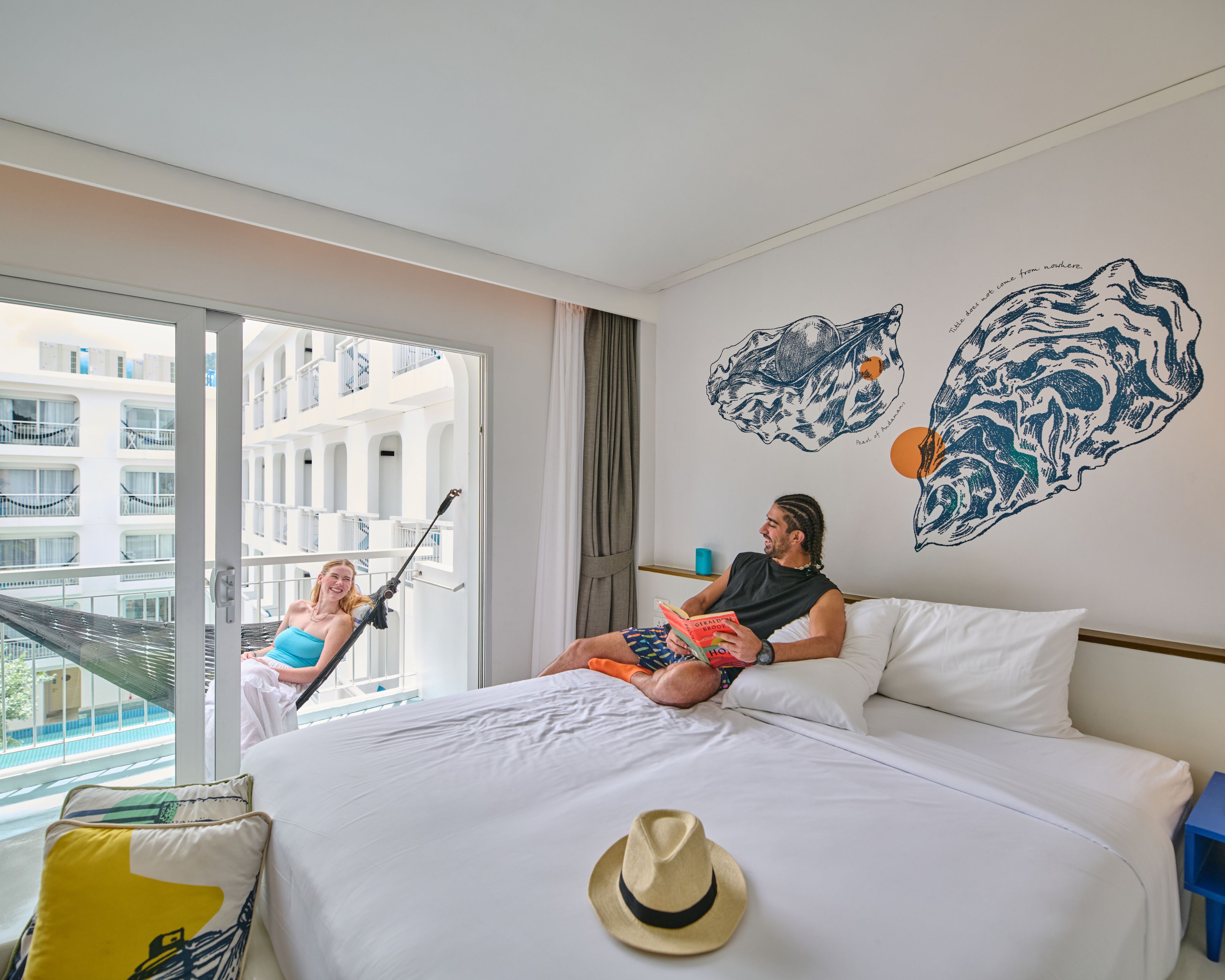 Deluxe, King Bed, Pool View
