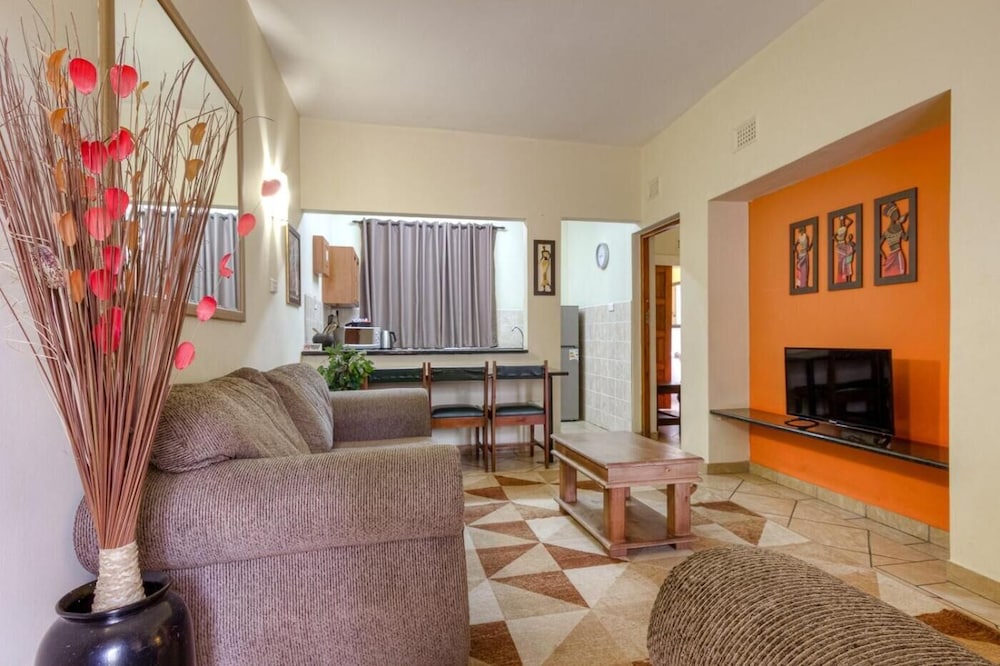 Shonalanga Lodge 15/33