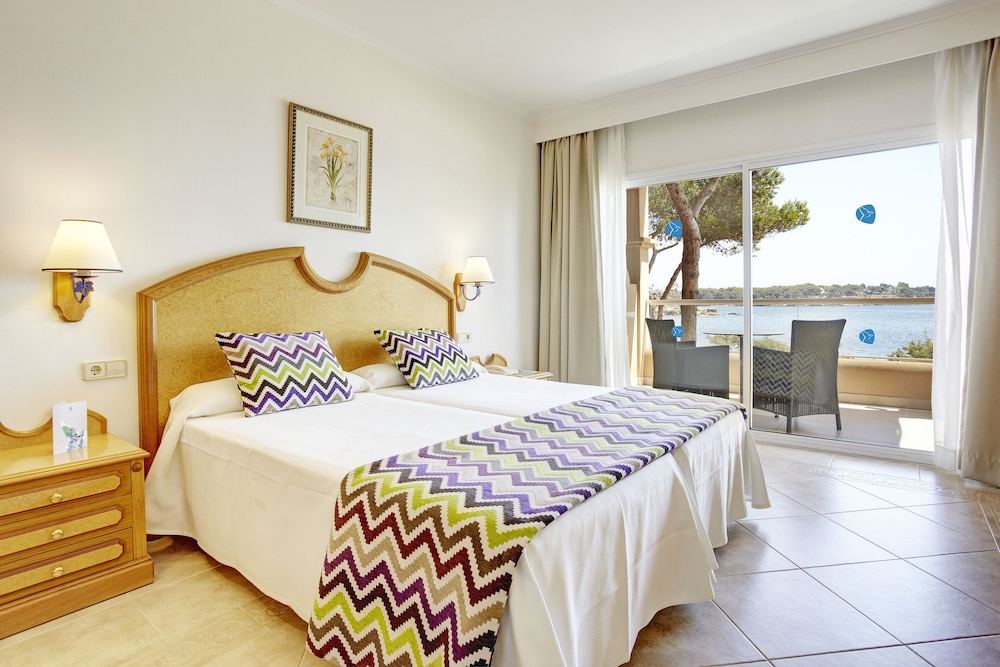 Grupotel Santa Eularia and Spa - Adults Only 18/54