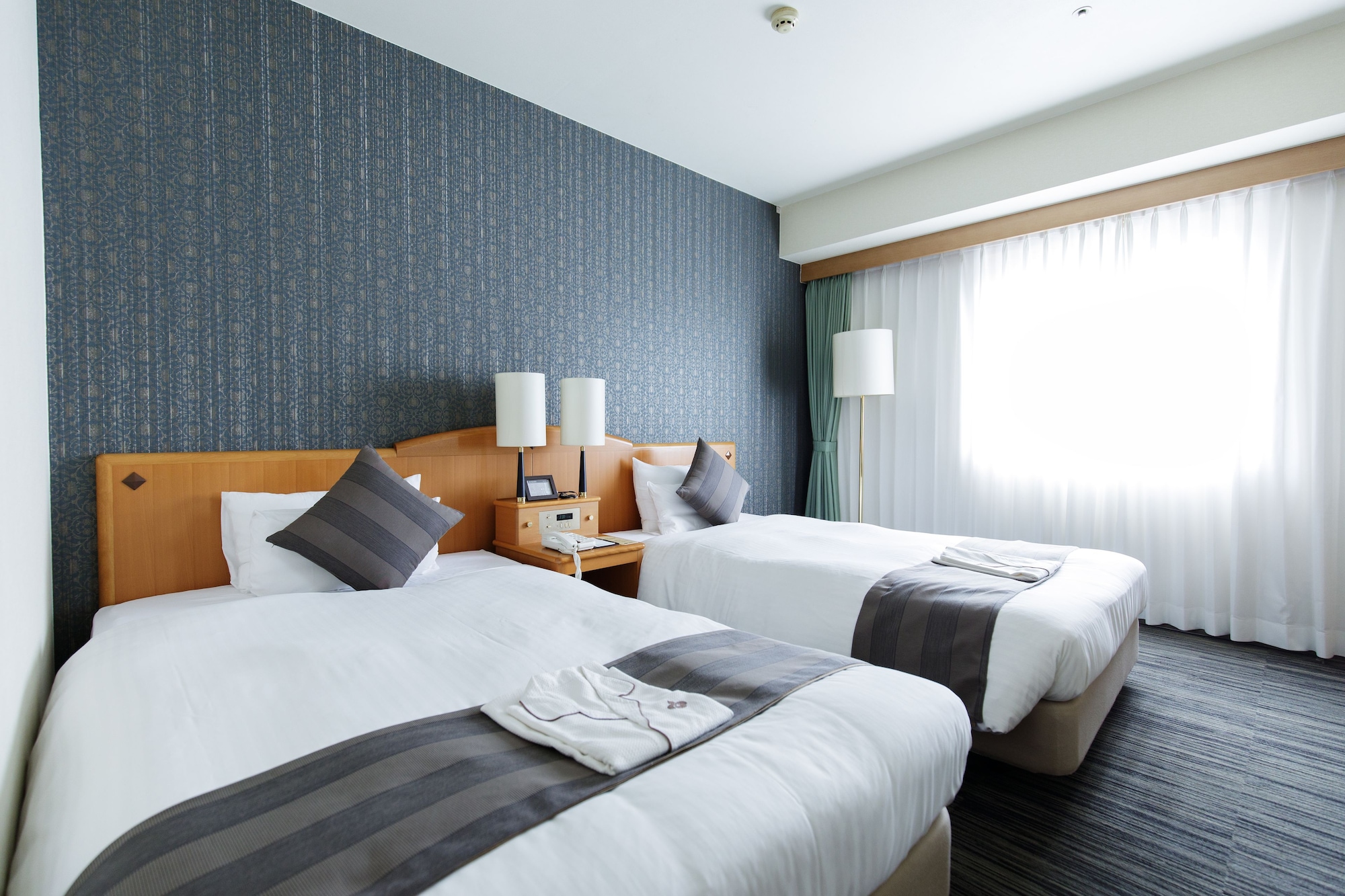 STANDARD, TWIN BEDS