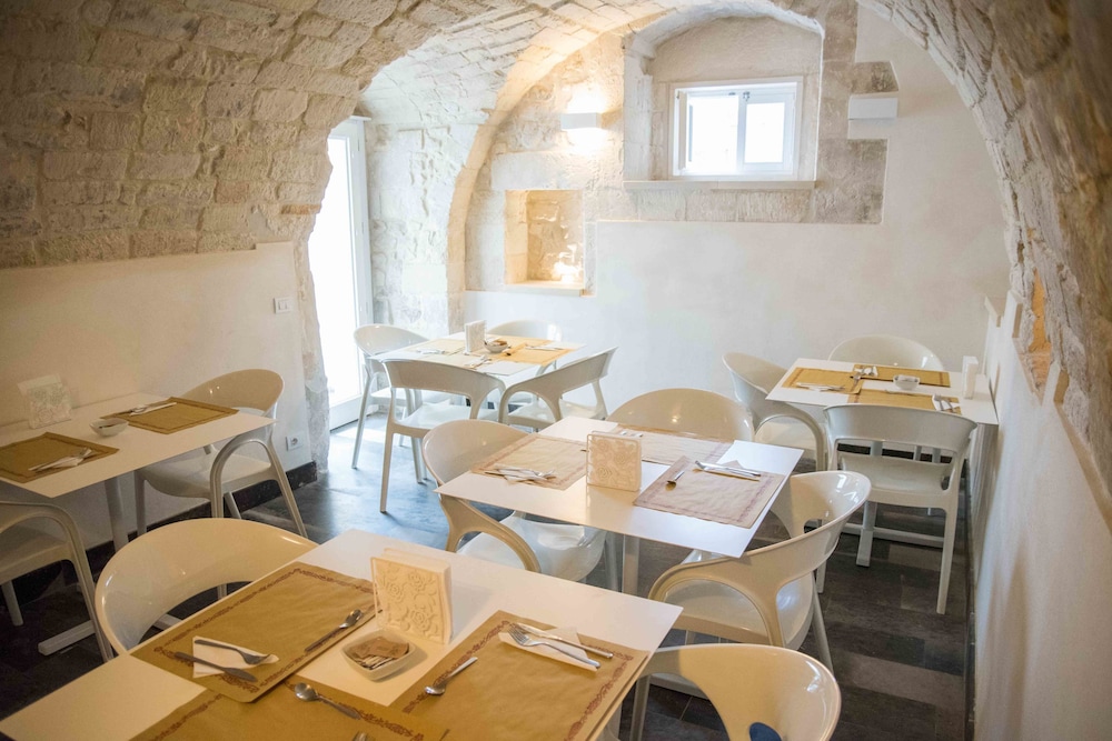 Hotel Dell Orologio 33/37