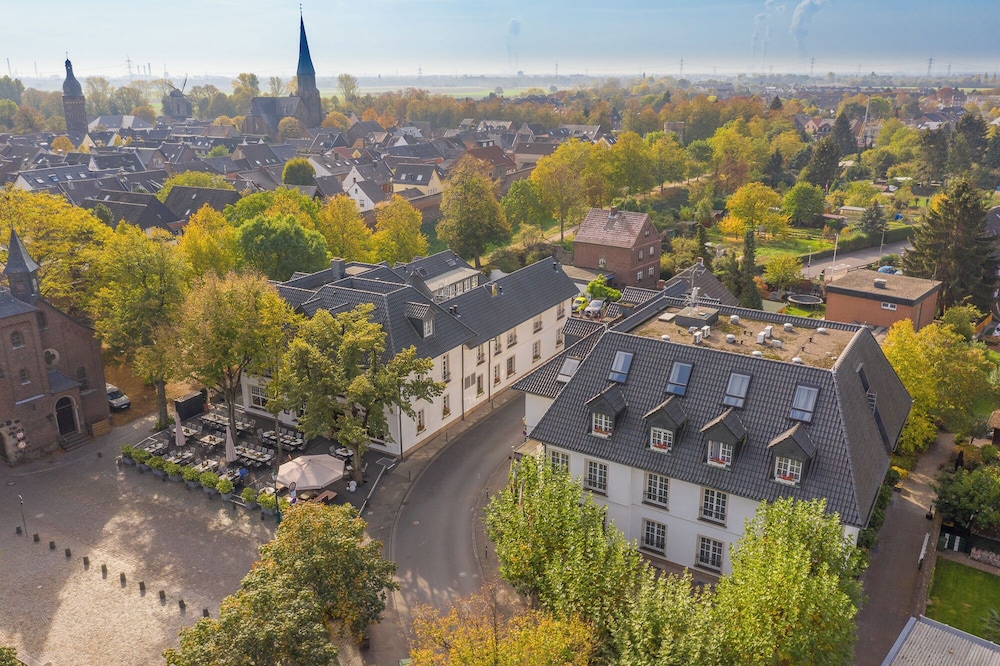 Hotel Schloss Friedestrom 49/50