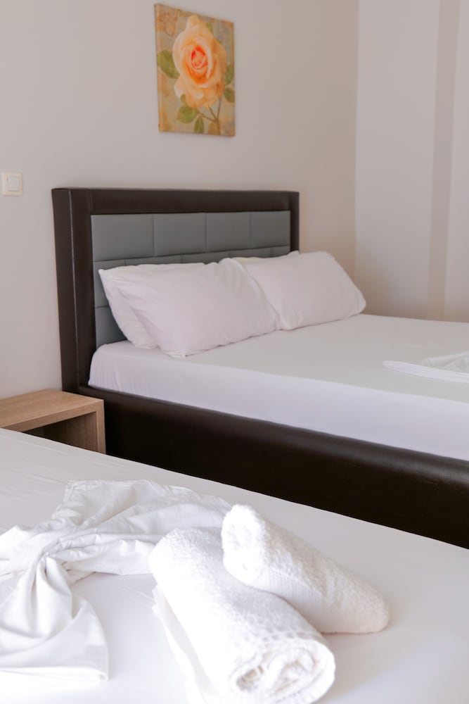 HOTEL DRILONI 34/51