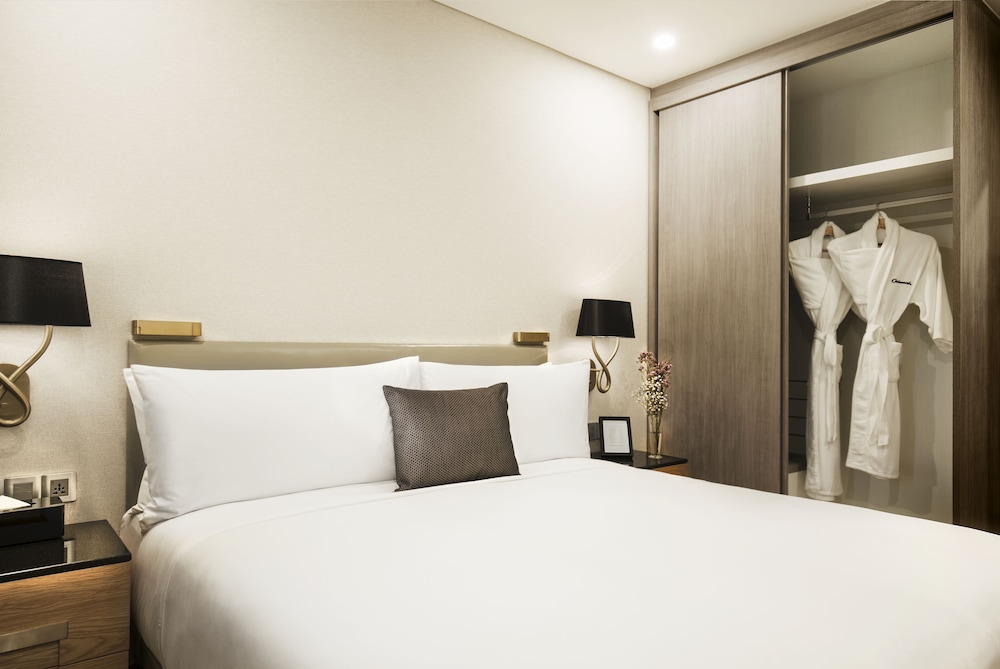 Oakwood Residence Saigon 14/49