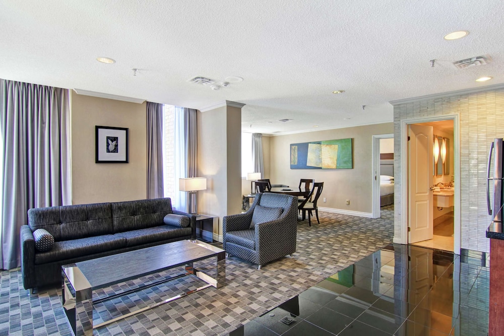 Doubletree By Hilton Hotel Toronto Downtown 56/83