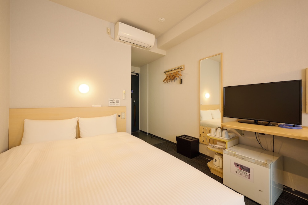 ROOM, DOUBLE BED, SOFA