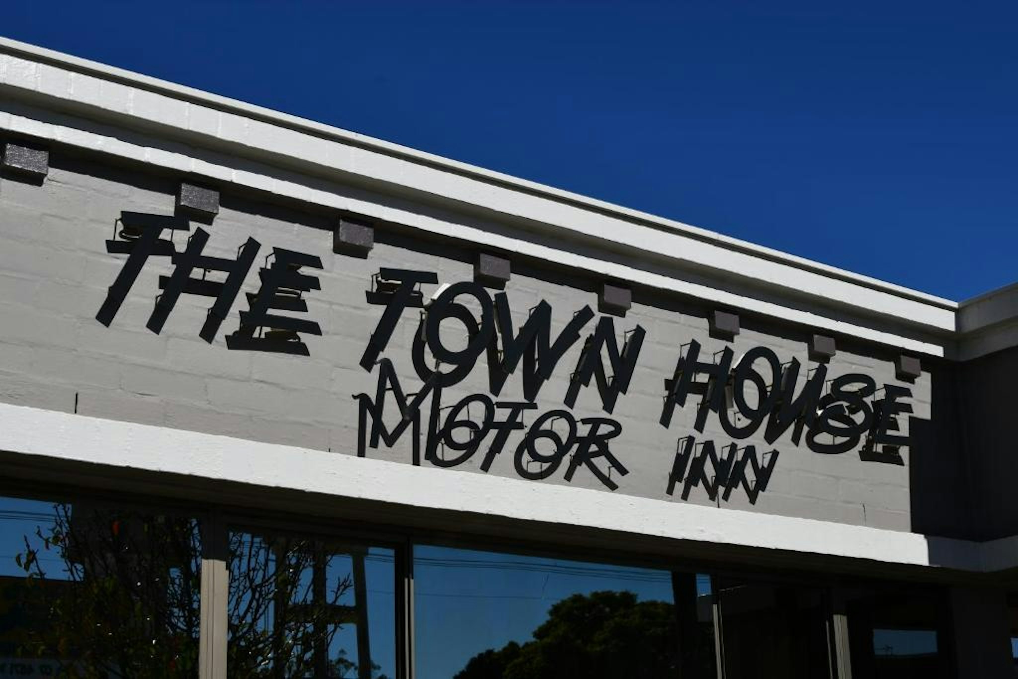 The Town House Motor Inn 3/35