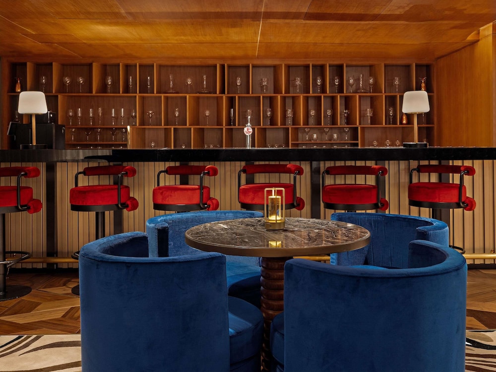 MERCURE ABU DHABI DOWNTOWN 47/58